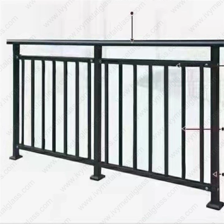 एल्यूमिनियम रेलिंग बालकनी